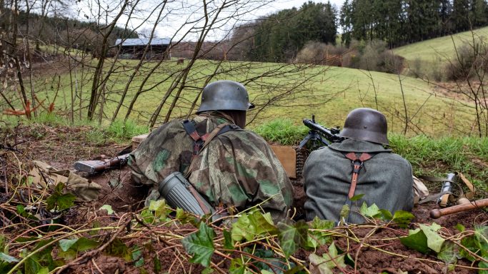 hoolux, vianden liberation, ww2, military, documentary, Luxembourg