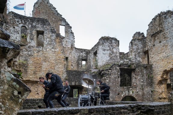 papa roach, none of the above, video clip, beaufort castle, music production,
